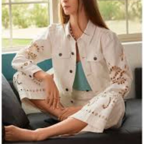 Johnny Was Charlotta Cropped Denim Jacket in size XL and XXL - Picture 1 of 5